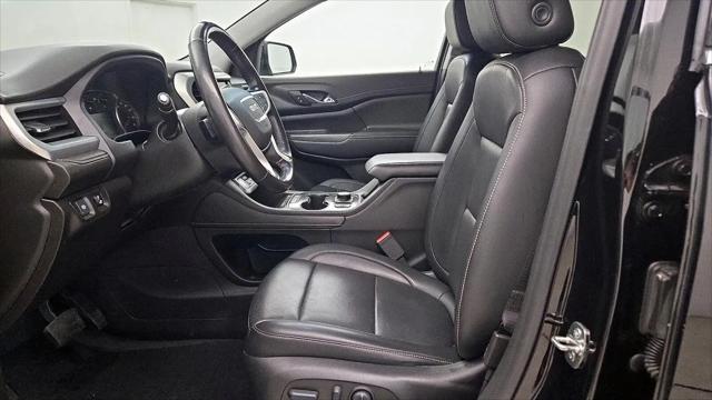 2022 GMC Acadia AWD SLT