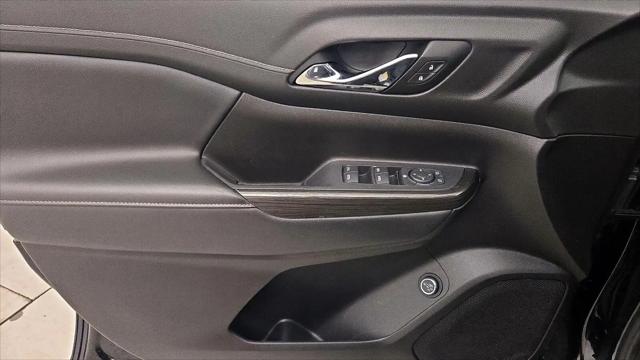 2022 GMC Acadia AWD SLT