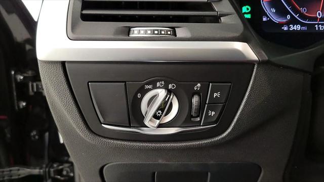 2025 BMW X4 xDrive30i