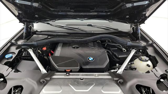 2025 BMW X4 xDrive30i