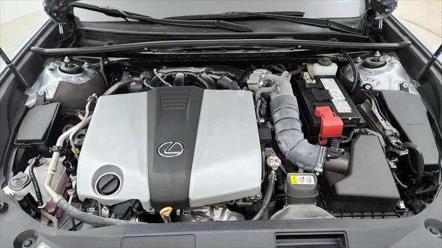2023 Lexus ES 350 F SPORT Handling