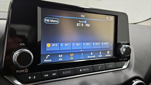 2022 Nissan Sentra S Xtronic CVT