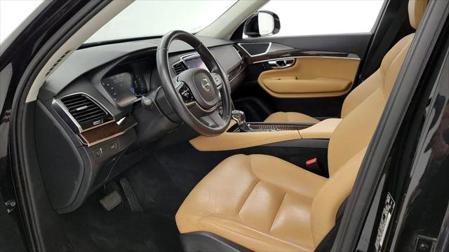 2016 Volvo XC90 T6 Momentum