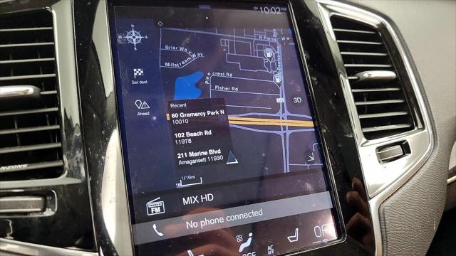 2016 Volvo XC90 T6 Momentum