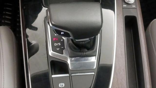 2022 Audi Q5 Premium 55 TFSI e S line quattro S tronic