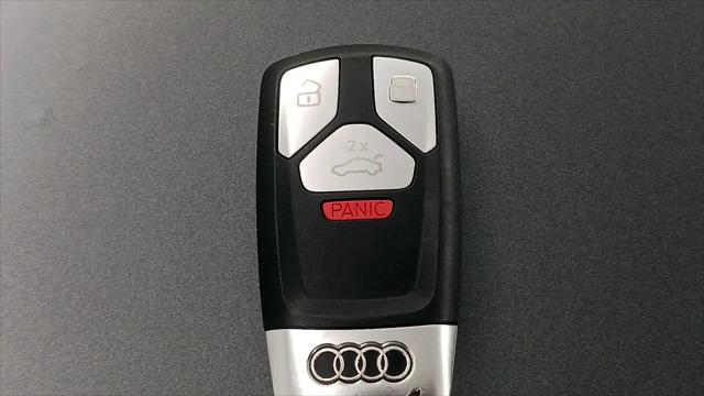 2022 Audi Q5 Premium 55 TFSI e S line quattro S tronic