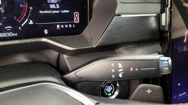 2025 GMC Acadia AWD AT4