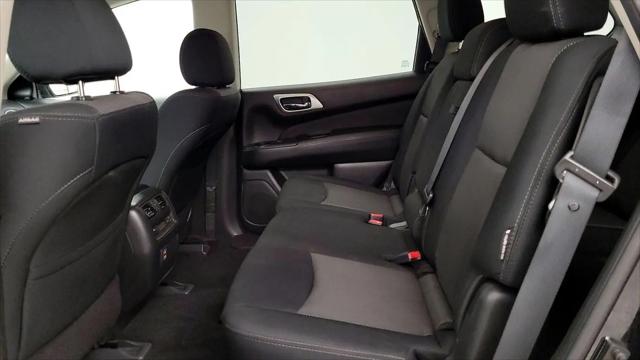 2018 Nissan Pathfinder SV