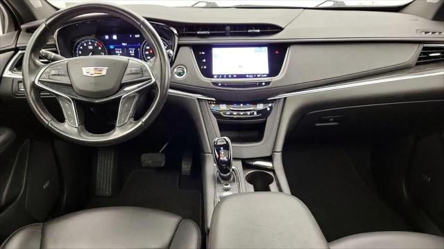 2022 Cadillac XT5 AWD Premium Luxury