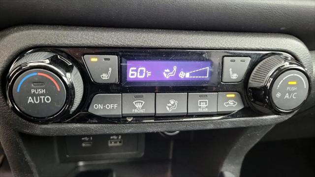 2021 Nissan Kicks SR Xtronic CVT