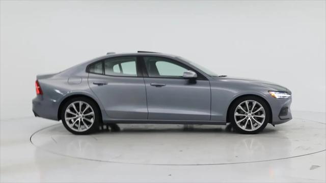 2019 Volvo S60 T5 Momentum