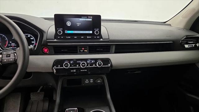 2023 Honda Pilot 2WD LX