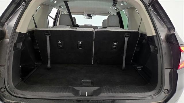2023 Honda Pilot 2WD LX