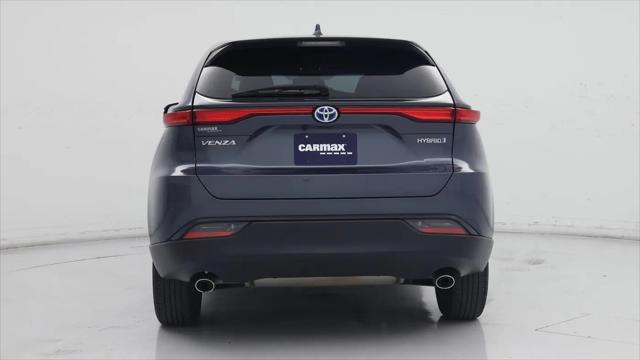 2022 Toyota Venza LE