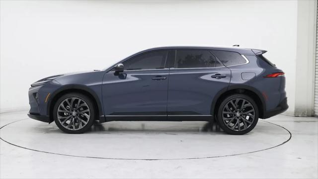 2025 Toyota Crown Signia Limited
