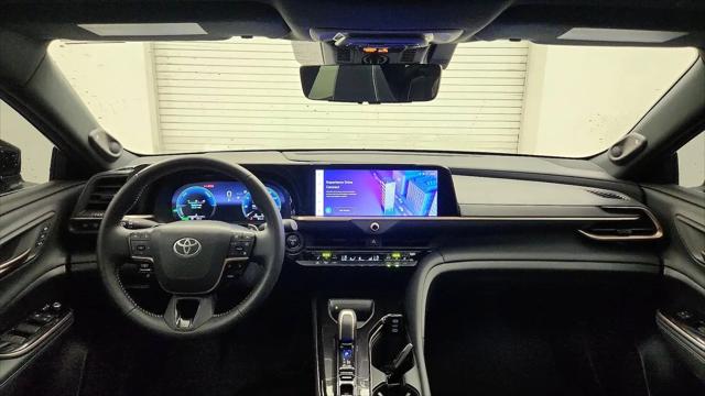2025 Toyota Crown Signia Limited