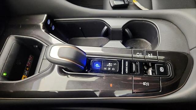 2025 Toyota Crown Signia Limited