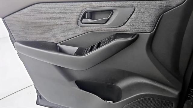 2023 Nissan Rogue S FWD