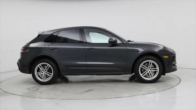 2022 Porsche Macan Macan