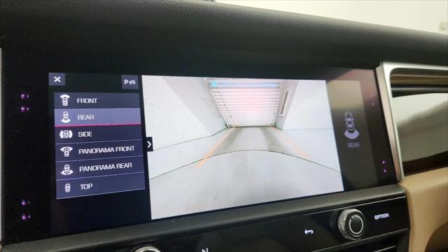 2022 Porsche Macan Macan