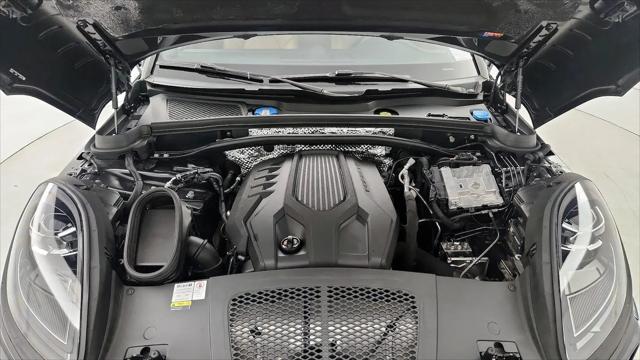 2022 Porsche Macan Macan
