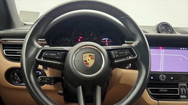 2022 Porsche Macan Macan