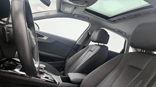 2022 Audi A4 Premium Plus 40 TFSI quattro S tronic