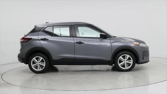 2024 Nissan Kicks S Xtronic CVT