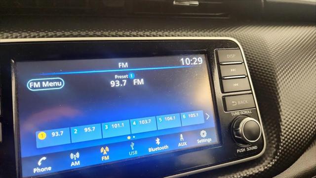 2024 Nissan Kicks S Xtronic CVT