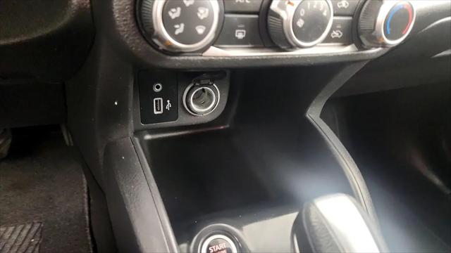 2024 Nissan Kicks S Xtronic CVT