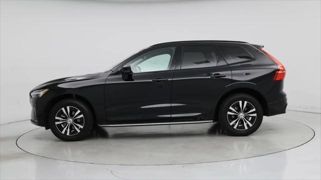 2024 Volvo XC60 B5 Core Dark Theme