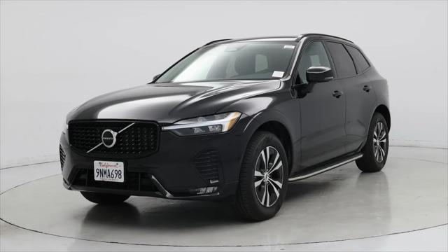 2024 Volvo XC60 B5 Core Dark Theme