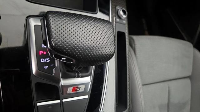 2022 Audi SQ5 Premium Plus TFSI quattro Tiptronic