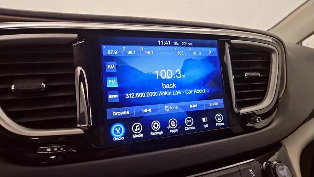 2017 Chrysler Pacifica Touring