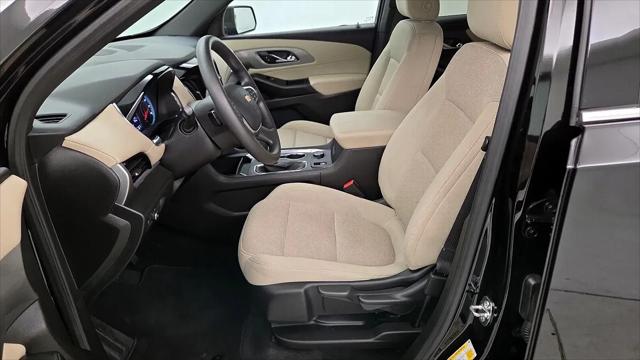 2023 Chevrolet Traverse AWD LS