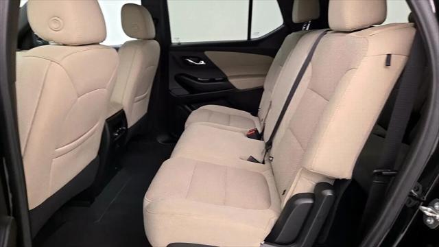 2023 Chevrolet Traverse AWD LS