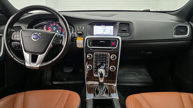 2016 Volvo V60 T5 Drive-E Platinum