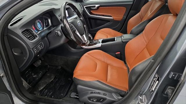2016 Volvo V60 T5 Drive-E Platinum
