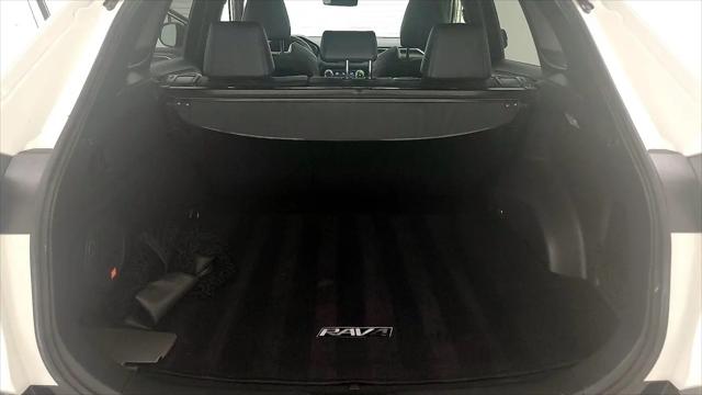 2019 Toyota RAV4 Hybrid XSE