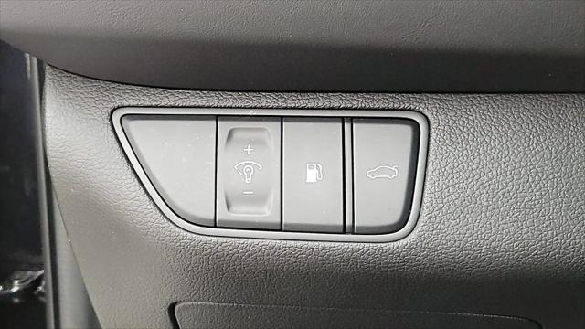 2023 Genesis G70 2.0T RWD