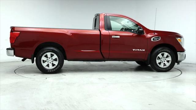 2017 Nissan Titan SV