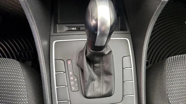 2017 Volkswagen Passat 1.8T S