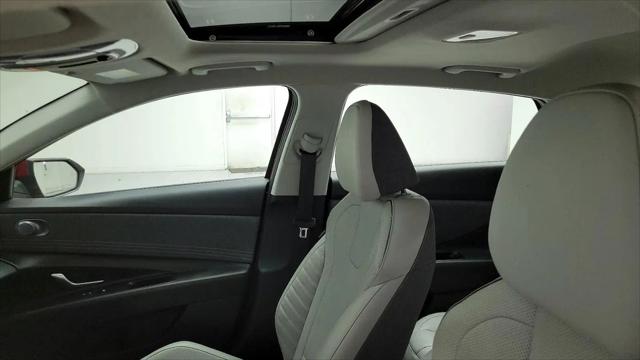2023 Hyundai Elantra Hybrid Limited
