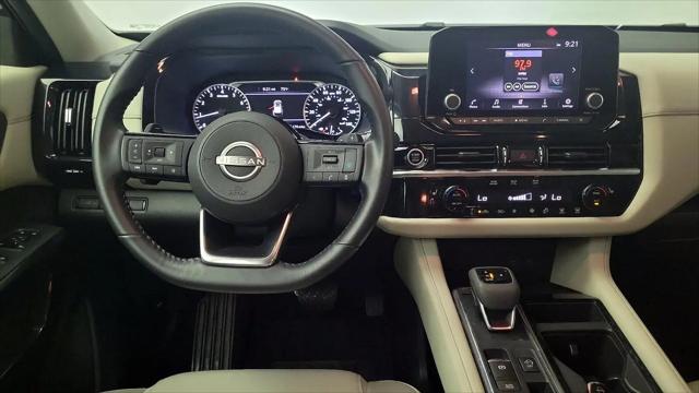 2023 Nissan Pathfinder SV FWD