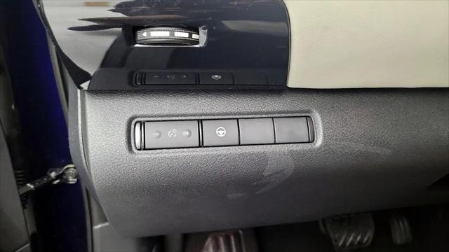 2023 Nissan Pathfinder SV FWD