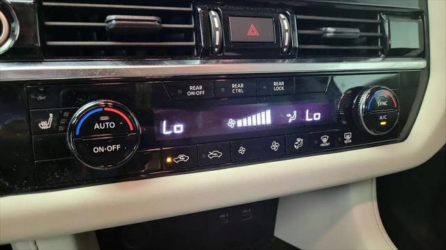 2023 Nissan Pathfinder SV FWD