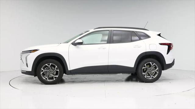 2025 Chevrolet Trax FWD LT
