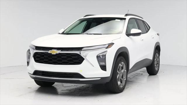 2025 Chevrolet Trax FWD LT