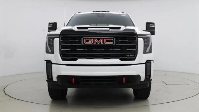2024 GMC Sierra 2500HD 4WD Crew Cab Standard Bed AT4