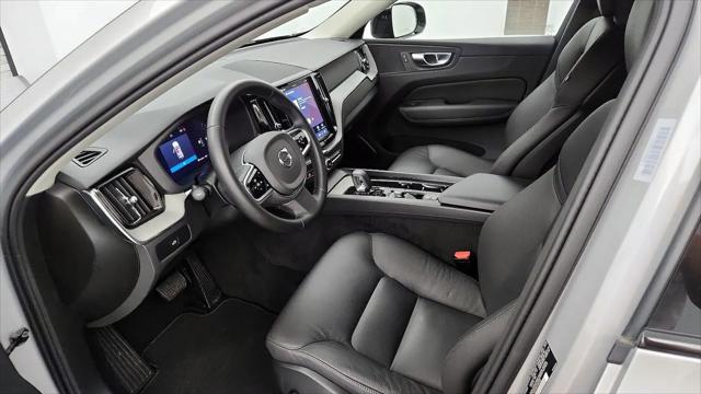 2025 Volvo XC60 B5 Plus